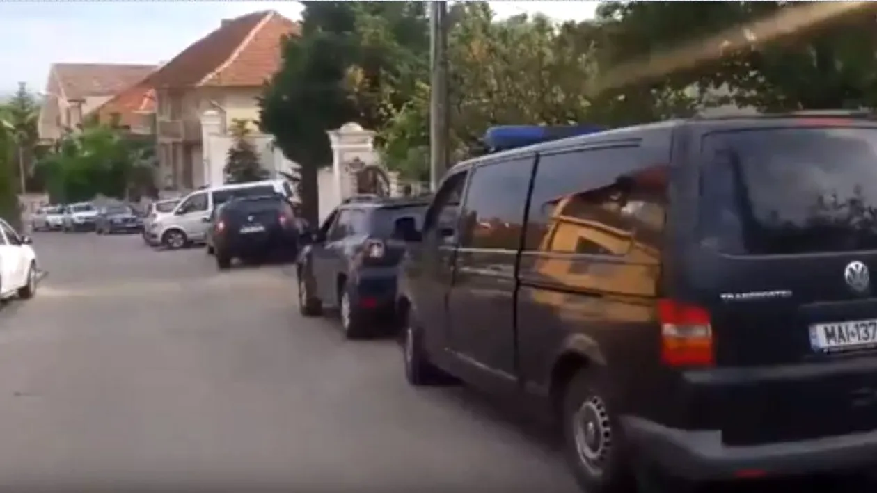 Victoraș Micula, în vizorul polițiștilor? Percheziții de amploare în cartierul VIP-urilor VIDEO