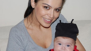 Simona Patruleasa nu a renuntat la ritualul de infrumusetare nici dupa ce a devenit mamica!