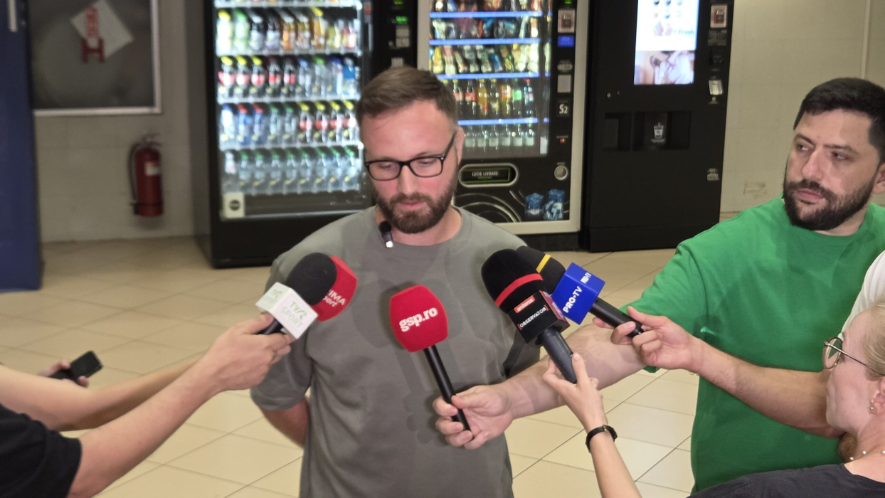 David Popovici s-a întors în România! Primele declarații după ce a câștigat două medalii de aur: ”Simți tensiunea din aer”