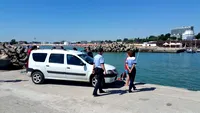 O femeie care era cu soțul în Eforie a alertat poliția după ce bărbatul a dispărut: „Ajutați-mă! S-a înecat!” Individul a fost căutat timp de două ore, iar când a fost găsit toată plaja a început să râdă