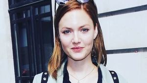 Vești mari din showbiz-ul internațional! Actrița Holliday Grainger a devenit mămică de gemeni
