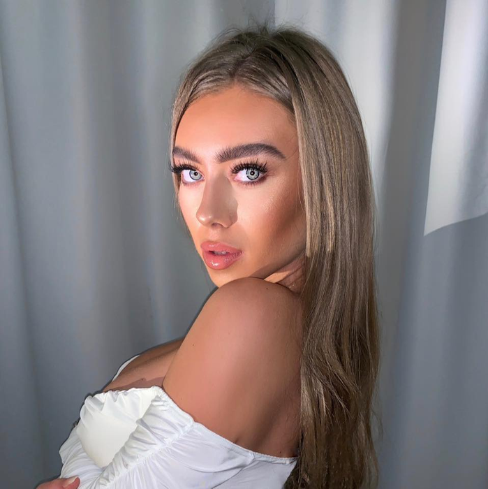Scandal sexual în showbizul din Marea Britanie! Mai multe vedete, ofertate de bărbați celebri și șeici să facă amor pe bani. Ce a pățit o artistă care a acceptat propunerea pentru aproape 12.000 €