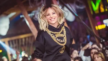 Ce spune Delia atunci când vorbește singură: ”Măi fată, bagă-ți mințile în cap, apucă-te de un copil sau doi!”