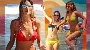 TOP sexy-vedete în costumele de baie prea strâmte cărora li s-au văzut ”butonașii”! ”Inculpate”: Ramona Olaru, Gina Pistol sau Adela Popescu