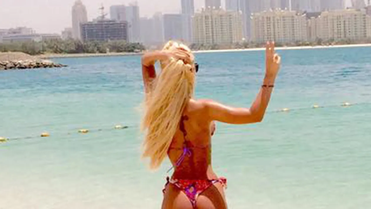 Loredana Chivu, dezbracata pe o plaja in Dubai! Cum au reactionat arabii dupa ce au vazut-o asa
