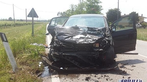 Accident groaznic în Italia: doi români au murit, iar alţi trei sunt în stare gravă!