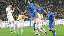Spania la Mondial, Italia la baraj!