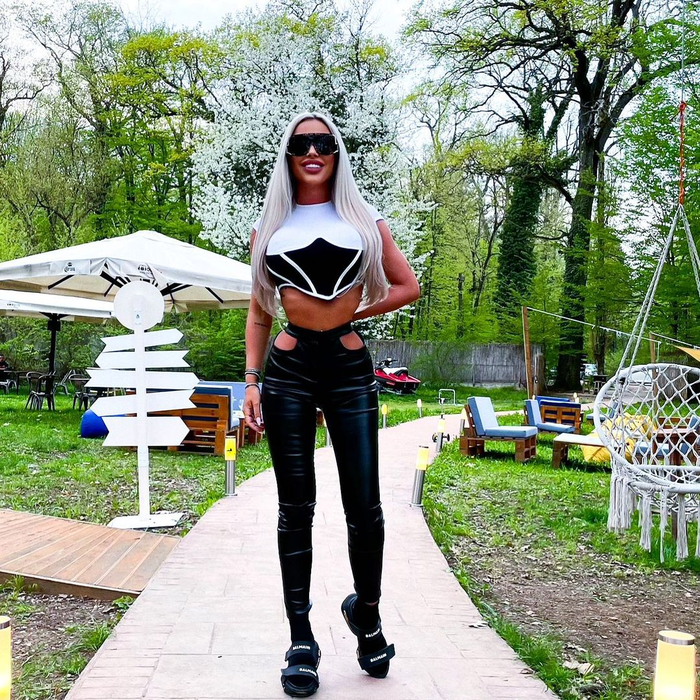 Loredana Chivu încă ar mai avea de tras de pe urma operației care nu a reușit