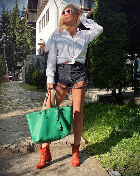 Ce spune Vica Blochina despre relaţia cu Victor Piţurcă. Blondina are un mare regret: „Probabil am făcut, fără să vreau, rău cuiva”
