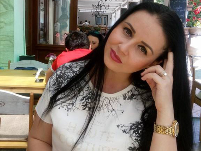Magda Ciumac este disperată. Un bărbat o hărțuiește pe Facebook. “Nu mai scap de el!”