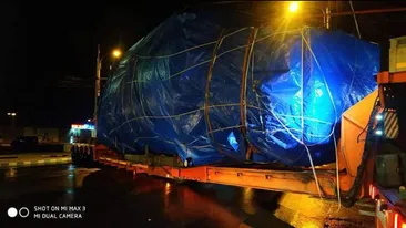 Un transport agabaritic, adus în miez de noapte în Suceava, a creat vâlvă în rândul oamenilor. Ce se ascundea înăuntrul lui