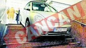 A parcat masina la metrou