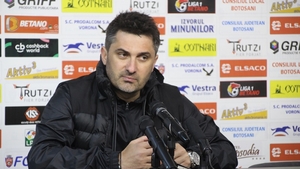 Clau-Gol își pune elevii la zid: „Jucătorii mei trăiesc din amintiri! Trebuie să revină cu picioarele pe pământ!”