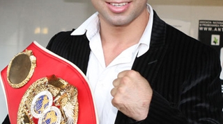 Lucian Bute, la un pas sa nu lupte cu Kelly Pavlik! Glen Johnson ar urma sa fie viitorul adversar al romanului