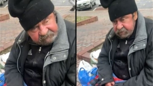 Povestea de viață a lui David, omul străzii care vorbește engleza la perfecție. Cum a ajuns să doarmă pe o bancă