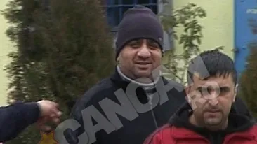 Bercea Mondial si-a facut clan si la puscarie! Uite cum se plimba ca un rege in curtea Penitenciarului de Maxima Siguranta din Craiova!