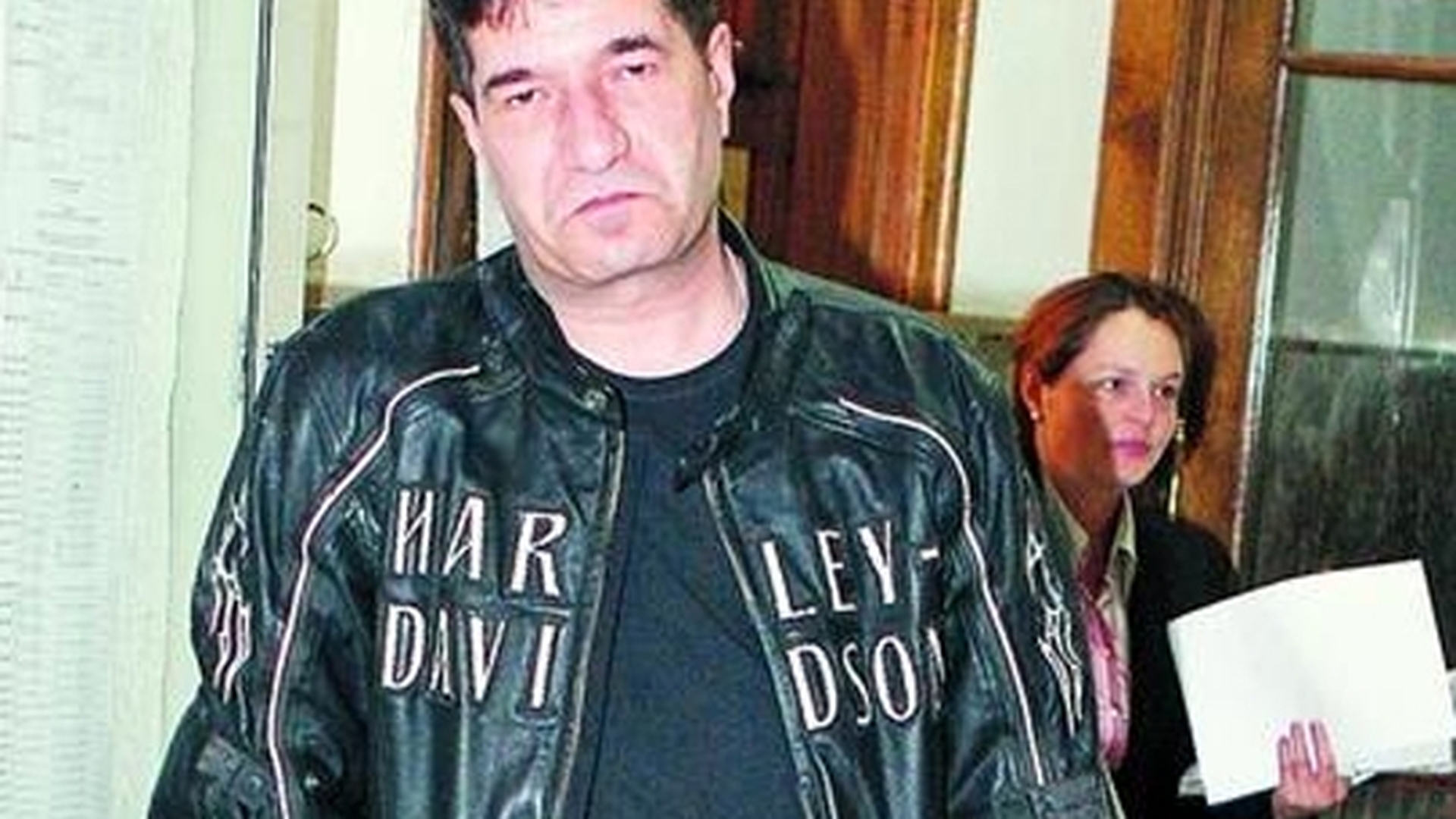 NU - Exista viata dupa Vacanta Mare? Radu Pietreanu canta pentru maruntis in Centrul Vechi