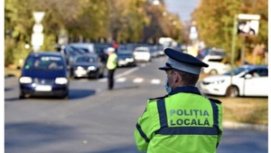 Ce salariu are un polițist local cu 12 clase, de fapt. Câștigă mai mult decât un medic!