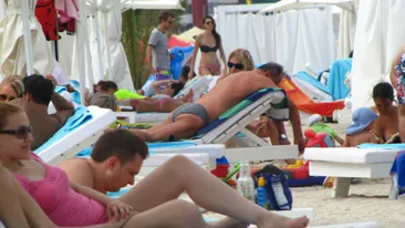 Imaginile astea vor face istorie pe internet! Vasile Blaga a avut o aparitie absolut inedita pe plaja!