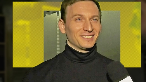 Nu toți bărbații sunt artiști, dar Denis Roabeș le arată calea: “Acolo e romantismul!”