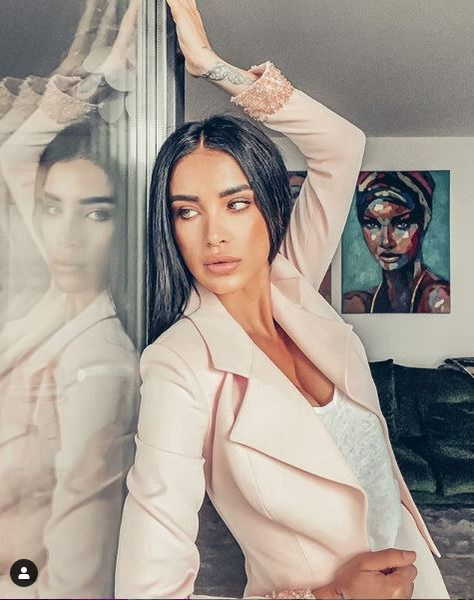 Adelina Pestrițu, criticată dur și jignită pe Instagram: “Ce urât ți se văd oasele”! Cum a răspuns vedeta cârcotașilor