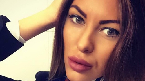 DIANA este stewardesă şi… Imagini în premieră cu bunăciunea de la ”Supravieţuitorul”!