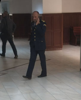 Florin Talpan se îmbarcă în colonel de fiecare dată când merge în fața instanței
