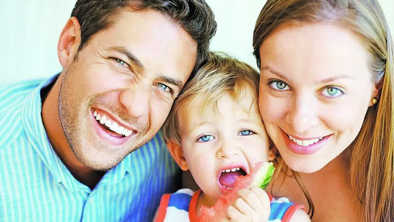 Cum il inveti sa manance sanatos. Cateva principii care te vor ajuta sa-l convingi pe cel mic de importanta si rolul alimentelor