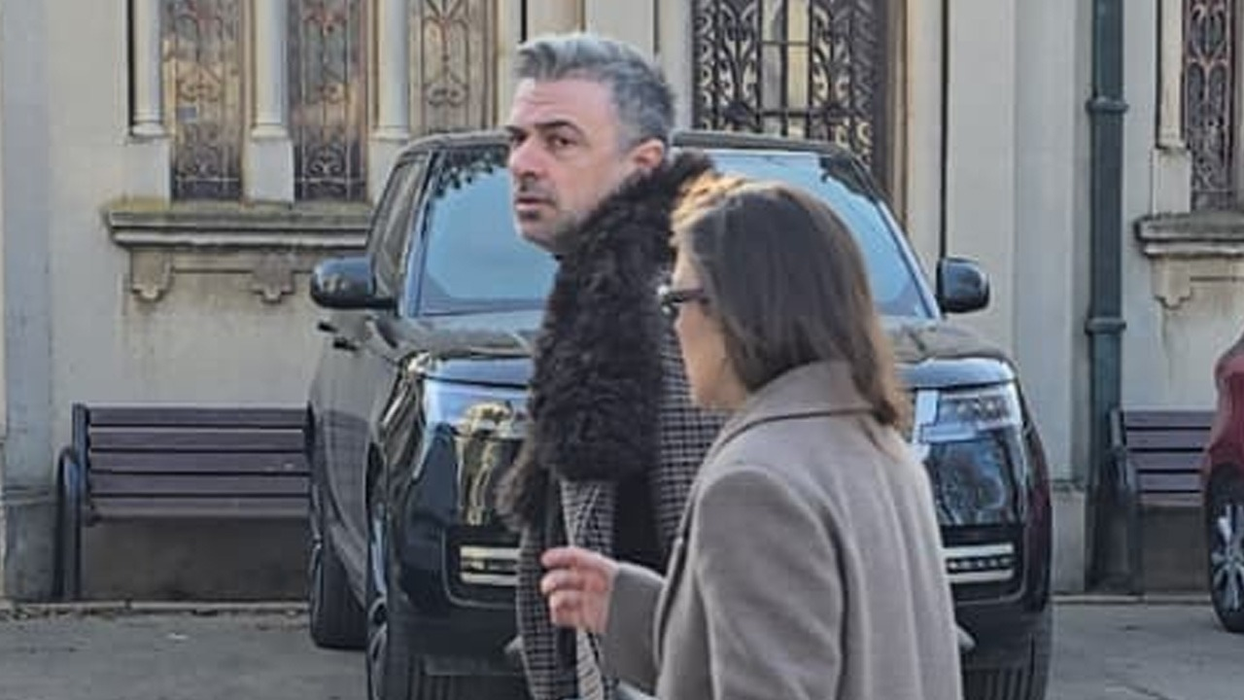 Tatăl Loredanei Groza, înmormântat la cimitirul Bellu. Familia și apropiații își iau rămas-bun într-un mod special
