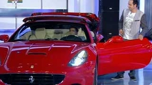 Adi Minune, in lacrimi in direct! Vezi ce l-a emotionat atat de tare! A venit cu Ferrari-ul in studio!