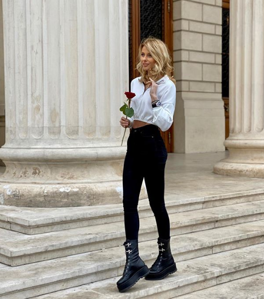 Alina, partenera de promenadă a lui Joe din Drumul Taberei
