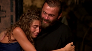 Un nou cuplu la Survivor România 2022 de la Pro TV?! Ștefania Ștefan, surprinsă într-un moment de tandrețe cu Alex Nedelcu