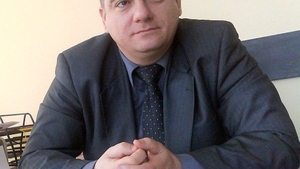 Nu are toti renii acasa! Un fost viceprimar a plecat la plimbare pana in Azuga cu animalele lui Mos Craciun!