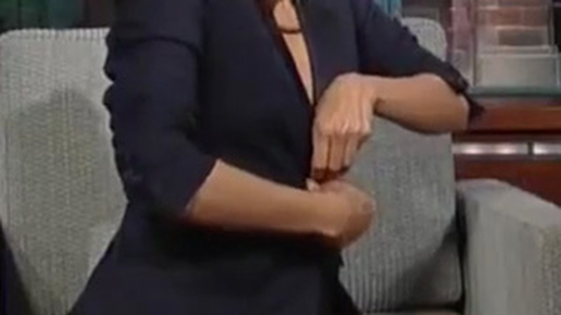 Eva Longoria i-a luat mintile lui David Letterman cand i-a aratat fara sa vrea sanii! Nu purta sutien - Vezi cat e de simpatica!