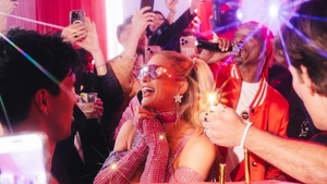 Paris Hilton, super party de ziua ei! A împlinit 44 de ani și arată BETON!