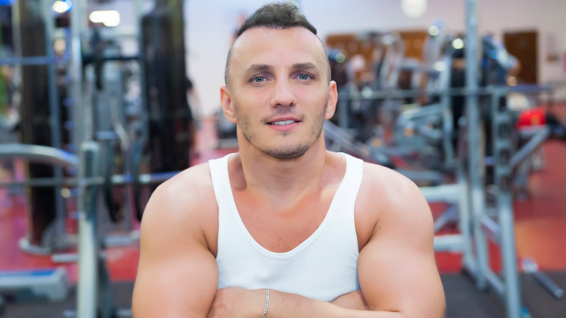 Ce cadou le-a făcut Mihai Trăistariu tinerelor care îl urmăresc pe rețelele de socializare. Cum s-a fotografiat în Ajunul Crăciunului