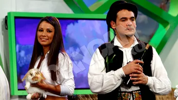 Razvan si Dani petrec Pastele impreuna cu rudele de la tara