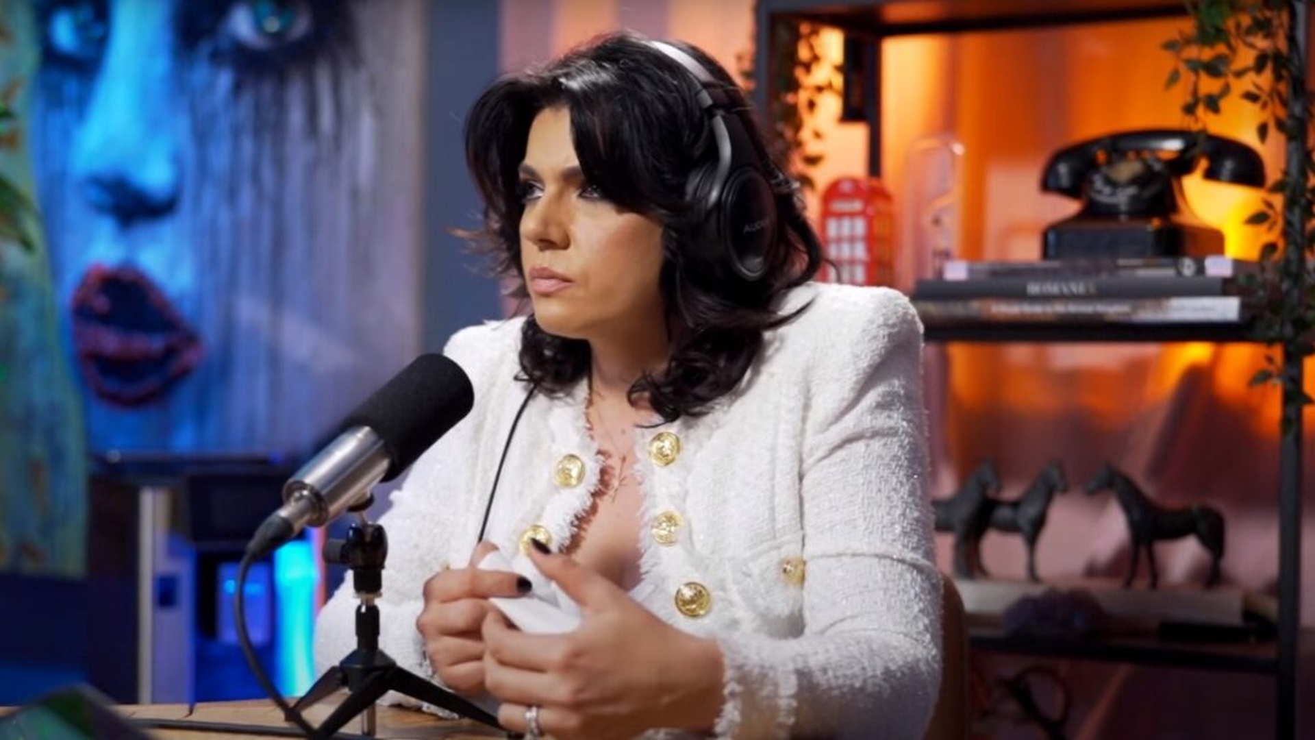 Irina Nicolae, vizitată de un spirit drag. Cu ce experiențe paranormale se confruntă fondatoarea trupei ASIA