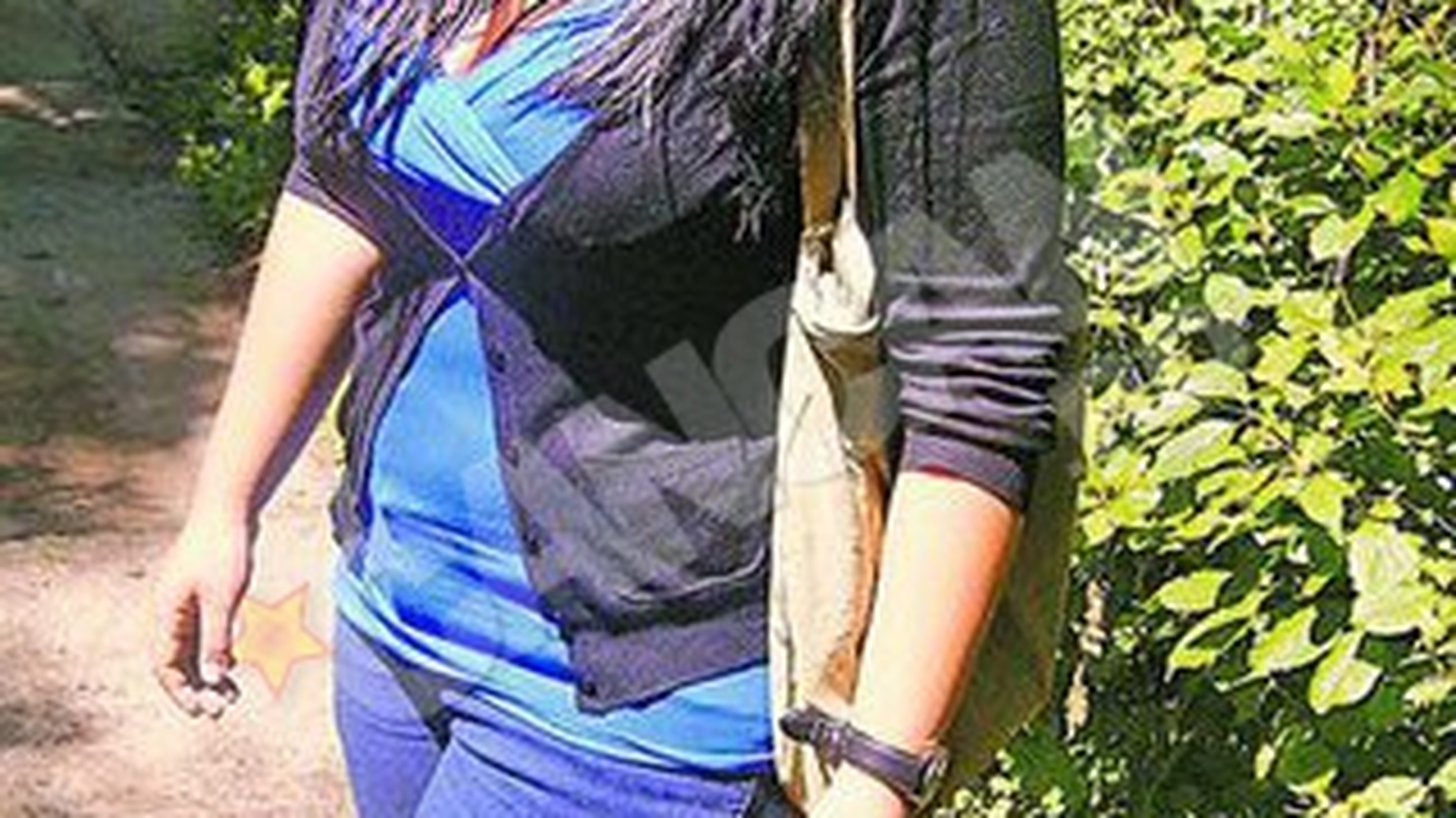 O adolescenta din Suceava suferea ca nu o iubeau parintii! S-a spanzurat cu lesa cainelui