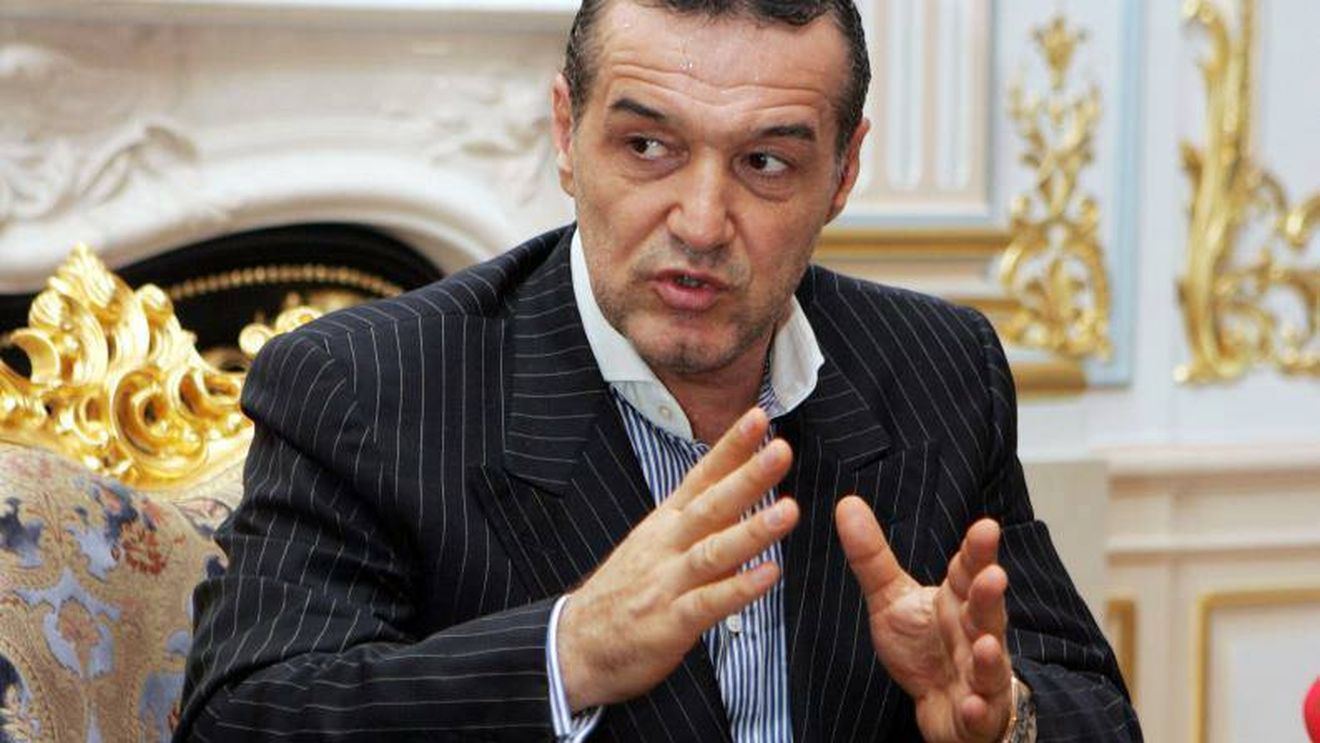 Gigi Becali, popular pe Facebook pentru cadouri scumpe! Anunţul a înroşit butonul de LIKE