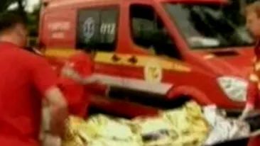 VIDEO Voia sa isi puna cea mai tare poza pe un site de socializare! Un elev din Iasi s-a electrocutat in timp ce se urcase pe un vagon sa-si faca o poza