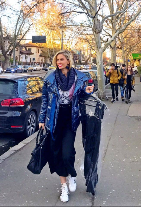 Andreea Bănică, la un pas să rămână cheală! Ce a păţit celebra cântăreaţă: “Mi se rupea atât de tare părul… “