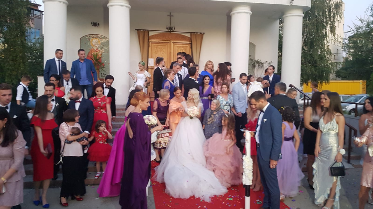 Imagini exclusive | Andreea Bălan și George Burcea s-au căsătorit! Invitați-surpriză la evenimentul toamnei în România!