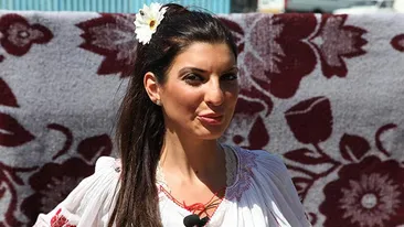 Cea mai aspră pedeapsă primită de Andreea Tonciu de la mama ei: M-a trimis la şcoală cu cele mai urâte haine