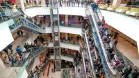 S-au inchis in baia unui mall si au intretinut relatii sexuale! Totul s-a intamplat in Botosani! Jandarmeria a intervenit!