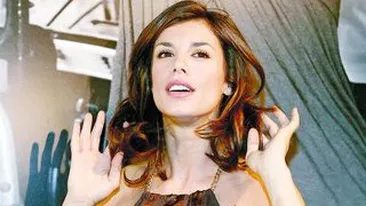 Iubita lui Clooney a tras pe nas