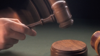 Avocata din cadrul Baroului Bucuresti, arestata pentru ca a mituit un ofiter de politie judiciara
