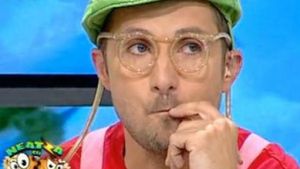 FABULOS! Dani Otil catre asistenta Cristina: "Sa-ti arzi rochia/ Esti rautacios/ Asa le dau eu injectii in fund oamenilor"