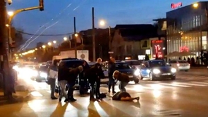 Imagini șocante! O femeie din Timișoara a fost spulberată pe trecerea de pietoni