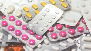 A ajuns la spital după ce a înghițit 16 pastile de paracetamol